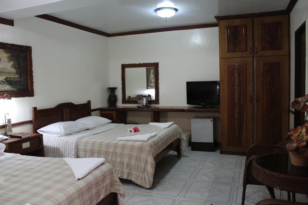Tonglen Beach Resort Balabag  Pokój zdjęcie