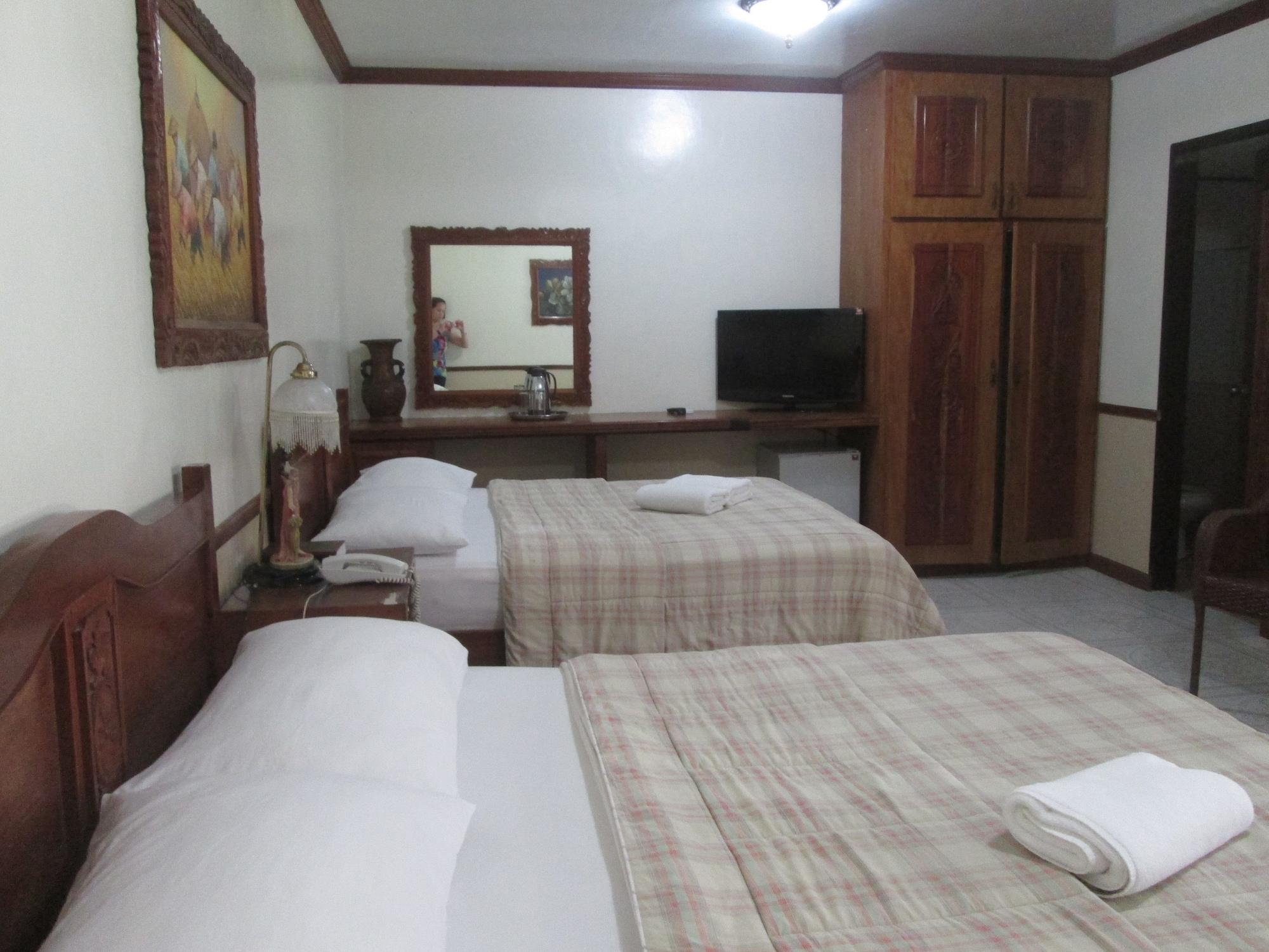 Tonglen Beach Resort Balabag  Zewnętrze zdjęcie