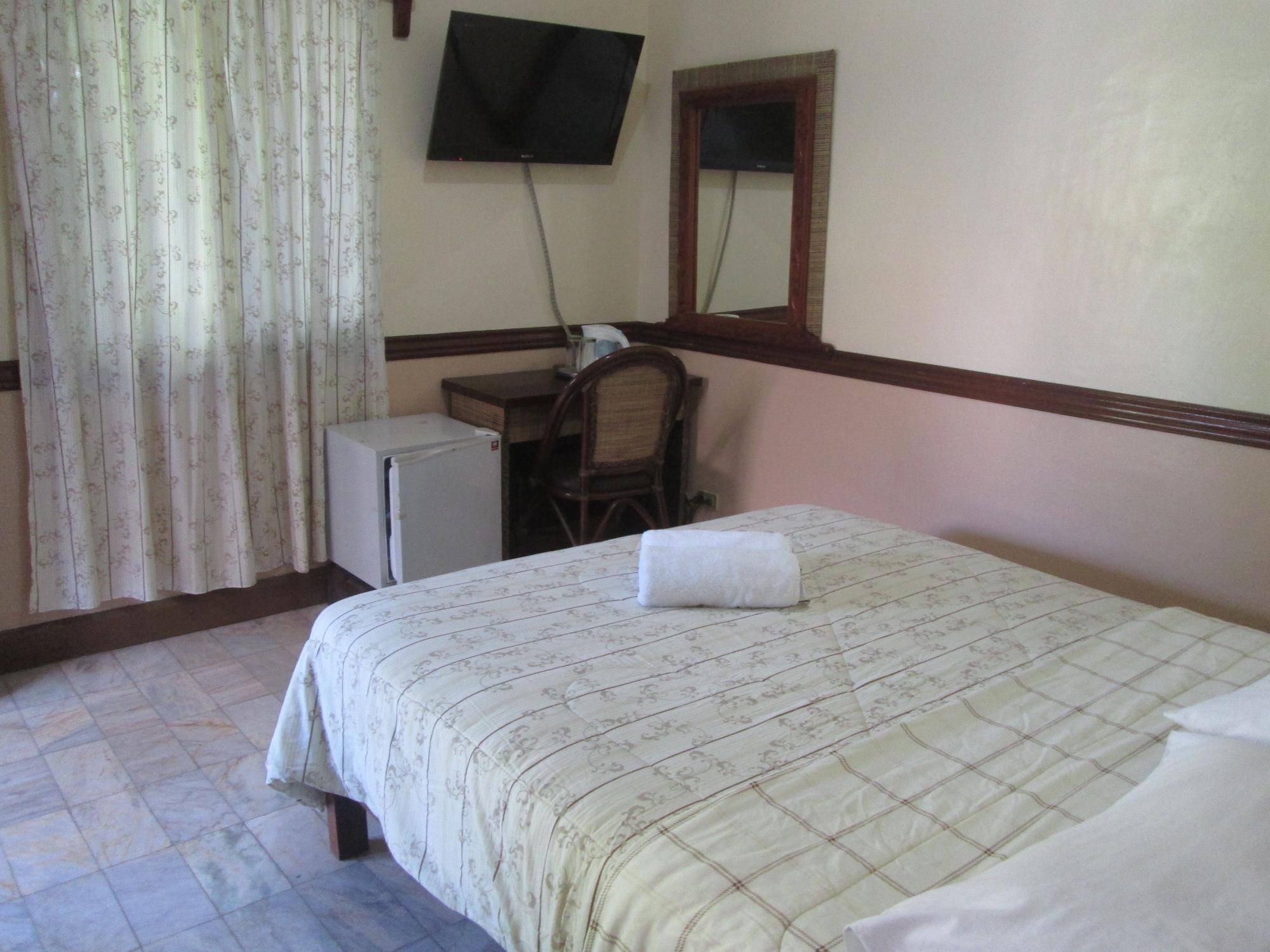 Tonglen Beach Resort Balabag  Zewnętrze zdjęcie